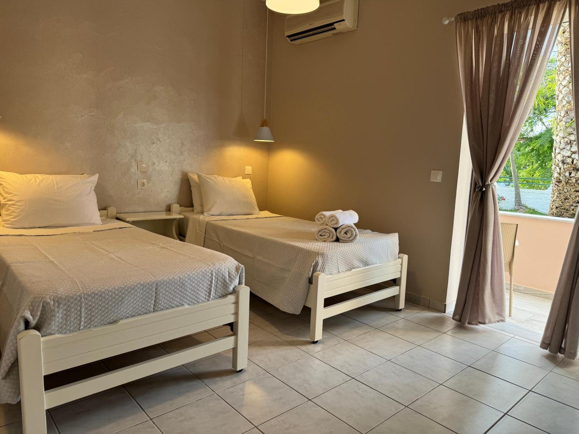 Elizabeth Aparthotel Ρόδα Εξωτερικό φωτογραφία
