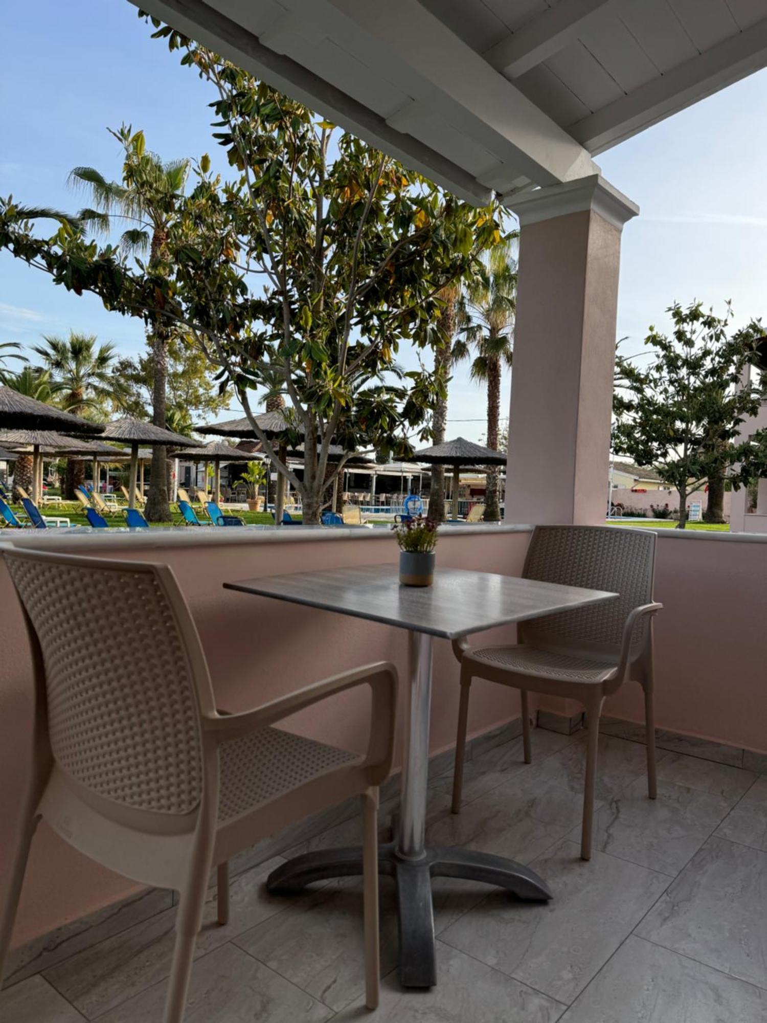 Elizabeth Aparthotel Ρόδα Εξωτερικό φωτογραφία